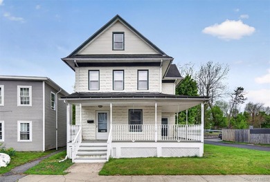 This 3-bedroom, 2-bath home offers a great opportunity for - photo 1