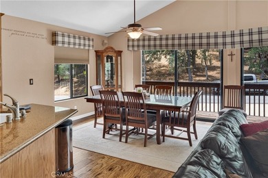 2584 Captains Walk - photo 15