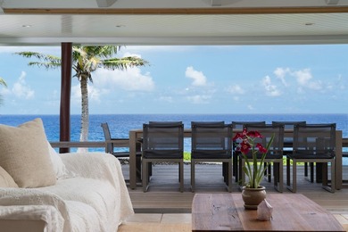 Escape to your own private paradise in the serene coastal town - photo 17