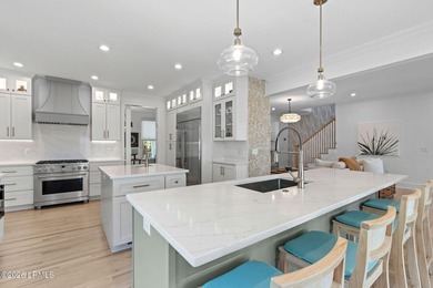 Welcome to 100 Front Street, an exceptional deepwater residence - photo 4