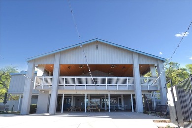 2584 Captains Walk - photo 36
