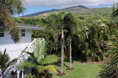 Escape to your own private paradise in the serene coastal town - photo 45