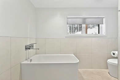 2024 newly built waterfront property, set on a lot of over 2.5 - photo 46