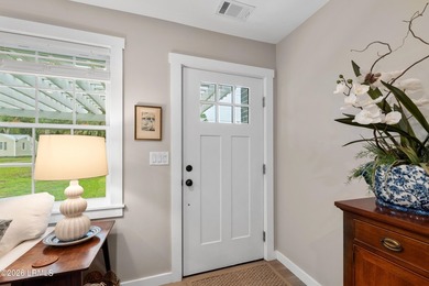 Completely renovated in 2024, this charming 3-bedroom, 2.5-bath - photo 5