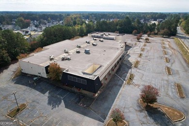 41,800 sq ft warehouse building on 7.6 acres, approximately 9 - photo 8