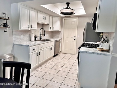 Very well maintained home in quiet established neighborhood - photo 12