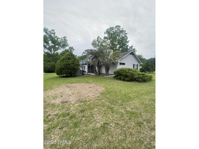 This is a Rare Opportunity ! No HOA, 3 acres, 4 Bedrooms 3 Bath - photo 2