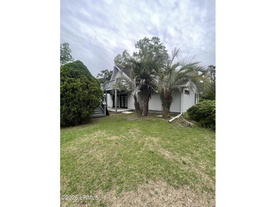 This is a Rare Opportunity ! No HOA, 3 acres, 4 Bedrooms 3 Bath - photo 3