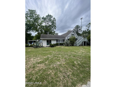 This is a Rare Opportunity ! No HOA, 3 acres, 4 Bedrooms 3 Bath - photo 4