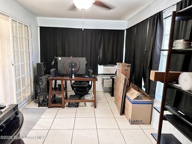 Very well maintained home in quiet established neighborhood - photo 24