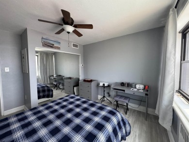 Stunning Ocean Views from the Penthouse! Don't miss this