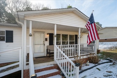 Lake Hartwell Home For Sale in Townville South Carolina