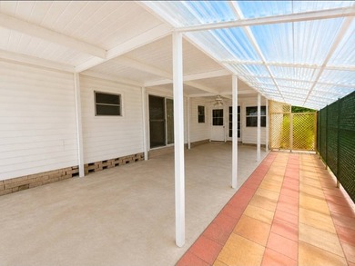 Welcome to East Bay Oaks, Largo's premier 40+ PET and - photo 15