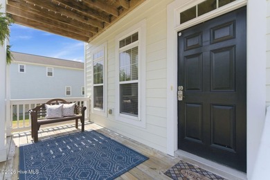 Beautiful Charleston-style home offering 3 bedrooms and 2.5 - photo 29