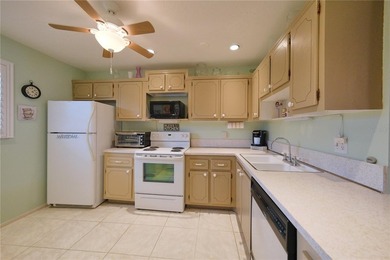 Imagine starting your morning with coffee on your private lanai - photo 4