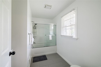 Opportunity, flexibility, and location come together at 20 Notre - photo 15