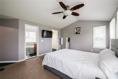 Opportunity, flexibility, and location come together at 20 Notre - photo 21
