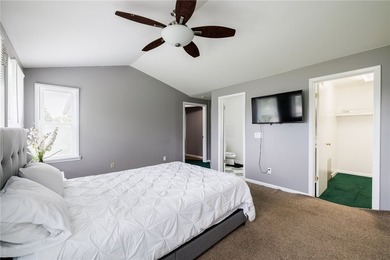 Opportunity, flexibility, and location come together at 20 Notre - photo 22
