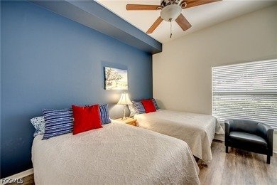 Sunshine, lake views, and easy Florida living. This first-floor - photo 22