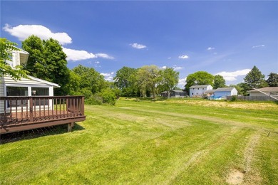 Opportunity, flexibility, and location come together at 20 Notre - photo 29