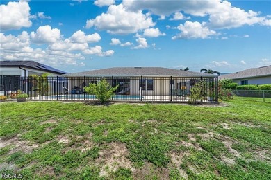 Well maintained move-in-ready POOL home located in one of - photo 30
