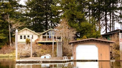 Lake Home For Sale in Lakeside, Oregon