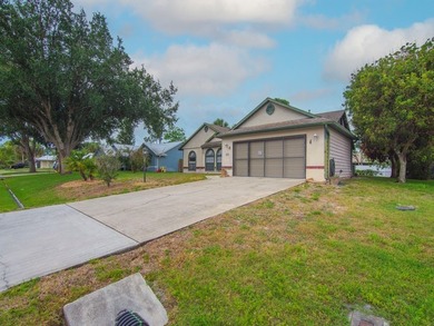 Located in a peaceful, low-traffic area with convenient access - photo 3