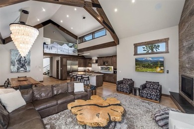 This spectacular 6-bedroom, 6-bathroom mountain modern residence - photo 12