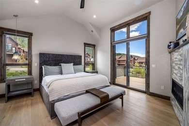 This spectacular 6-bedroom, 6-bathroom mountain modern residence - photo 17