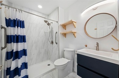 Welcome to this beautifully designed 3-bedroom, 2-bathroom brick - photo 22