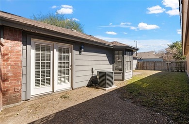 Welcome to this beautifully designed 3-bedroom, 2-bathroom brick - photo 24