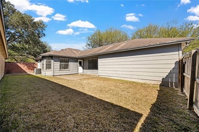 Welcome to this beautifully designed 3-bedroom, 2-bathroom brick - photo 25