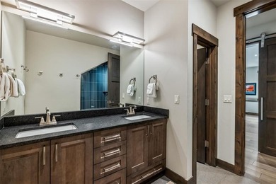 This spectacular 6-bedroom, 6-bathroom mountain modern residence - photo 28