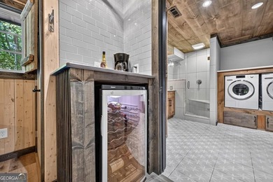 Timeless A-Frame Retreat in the Heart of Aska Adventure - photo 37