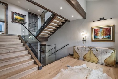 This spectacular 6-bedroom, 6-bathroom mountain modern residence - photo 38