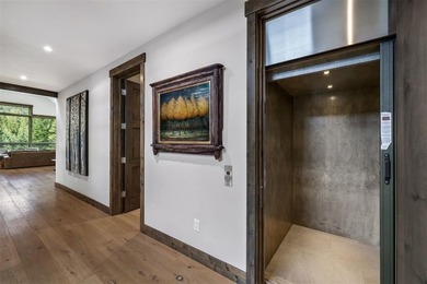 This spectacular 6-bedroom, 6-bathroom mountain modern residence - photo 39