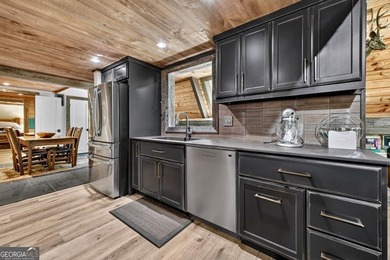 Timeless A-Frame Retreat in the Heart of Aska Adventure - photo 46