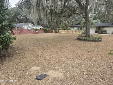 Excellent opportunity to build your dream home on this highly - photo 1