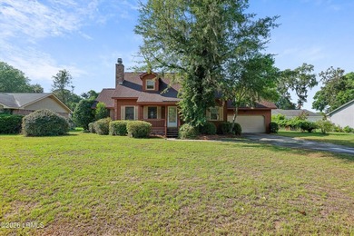 Welcome to your peaceful Lowcountry haven! This charming - photo 1
