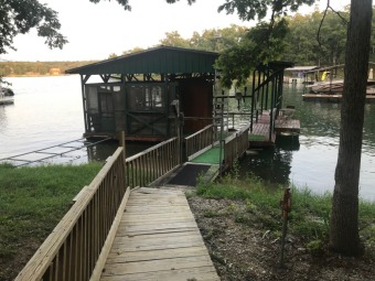 2 waterfront building lots - Lake Lot For Sale in Keytesville, Missouri