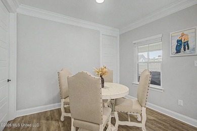 Spacious and beautifully designed 5BR/3BA home in The Enclave at - photo 11