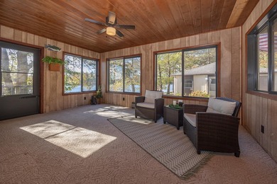 Welcome to your perfect retreat on the tranquil shores of IXL - photo 12
