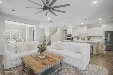 Spacious and beautifully designed 5BR/3BA home in The Enclave at - photo 13