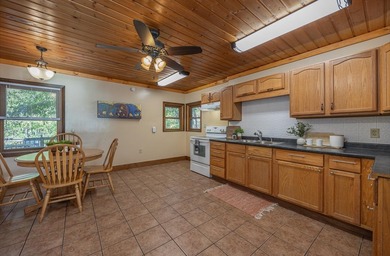 Welcome to your perfect retreat on the tranquil shores of IXL - photo 13