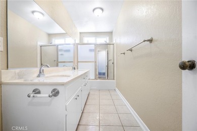 Welcome to this spacious 3-bedroom, 2-bathroom home offering - photo 14