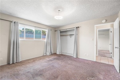 Welcome to this spacious 3-bedroom, 2-bathroom home offering - photo 16