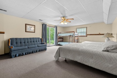 This 3 bedroom 2 bath home has so much to offer...including 165 - photo 20