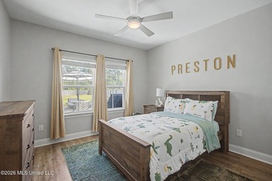 Spacious and beautifully designed 5BR/3BA home in The Enclave at - photo 24