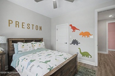 Spacious and beautifully designed 5BR/3BA home in The Enclave at - photo 25