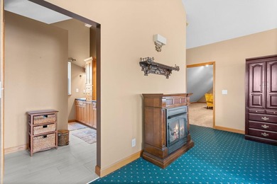 406' of Lake St. Helen frontage and a stunning home nestled on - photo 27